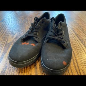 Vans black basic lace ups